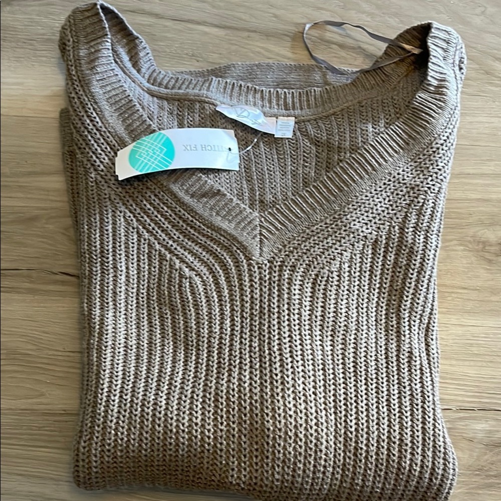 RDStyle Beige V-Neck Sweater